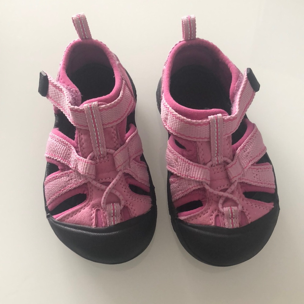 KEEN Toddler Sandals Size 6